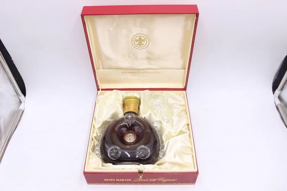 レミーマルタン ルイ13世など高級古酒の買取品(一例)